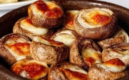 სოკო სულგუნით კეცზე